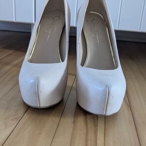 Elegant Cream Pumps by Jessica Simpson